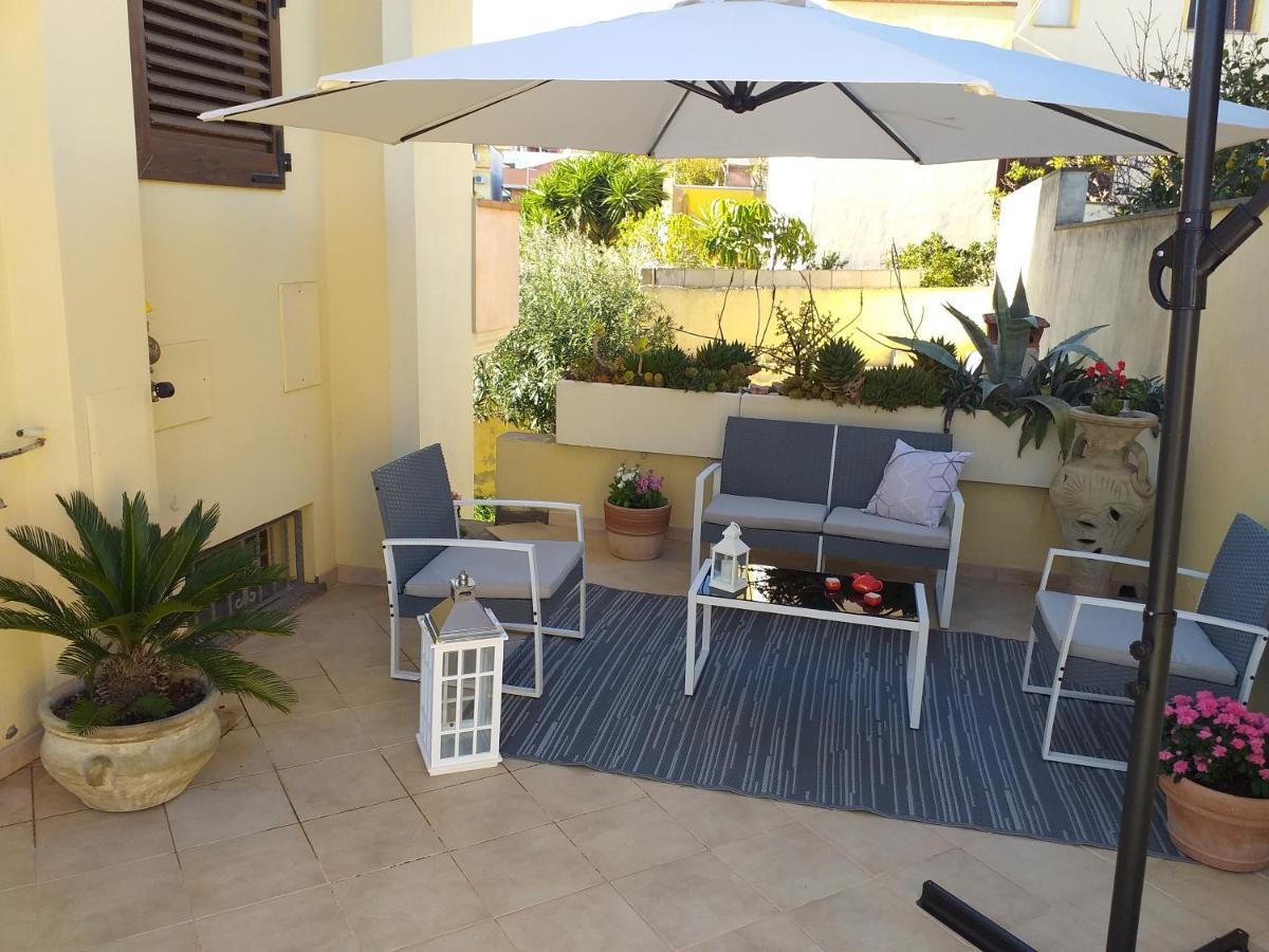 Exclusive Use Swimming Pool Available From June To September Cagliari Exteriör bild
