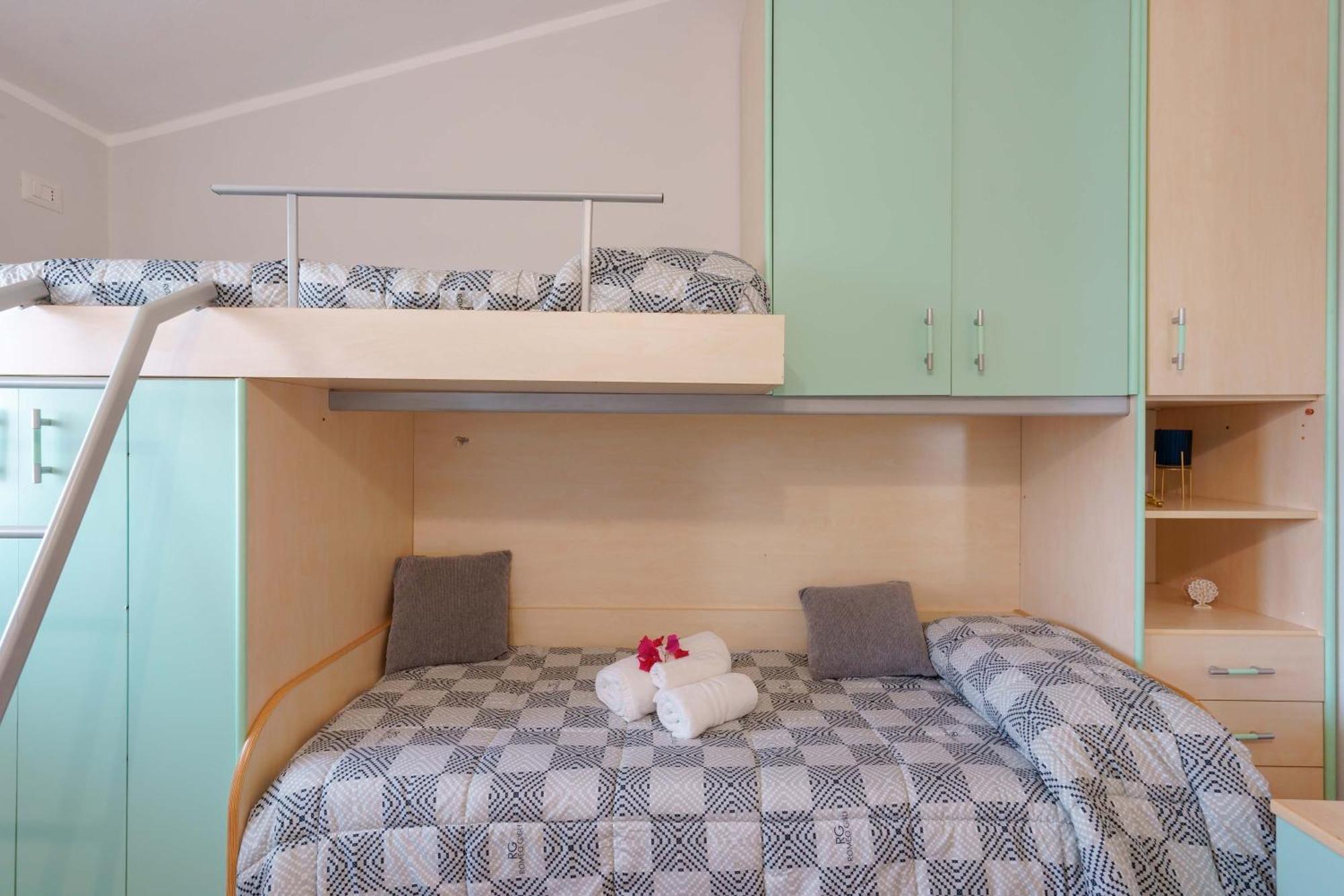 Exclusive Use Swimming Pool Available From June To September Cagliari Exteriör bild