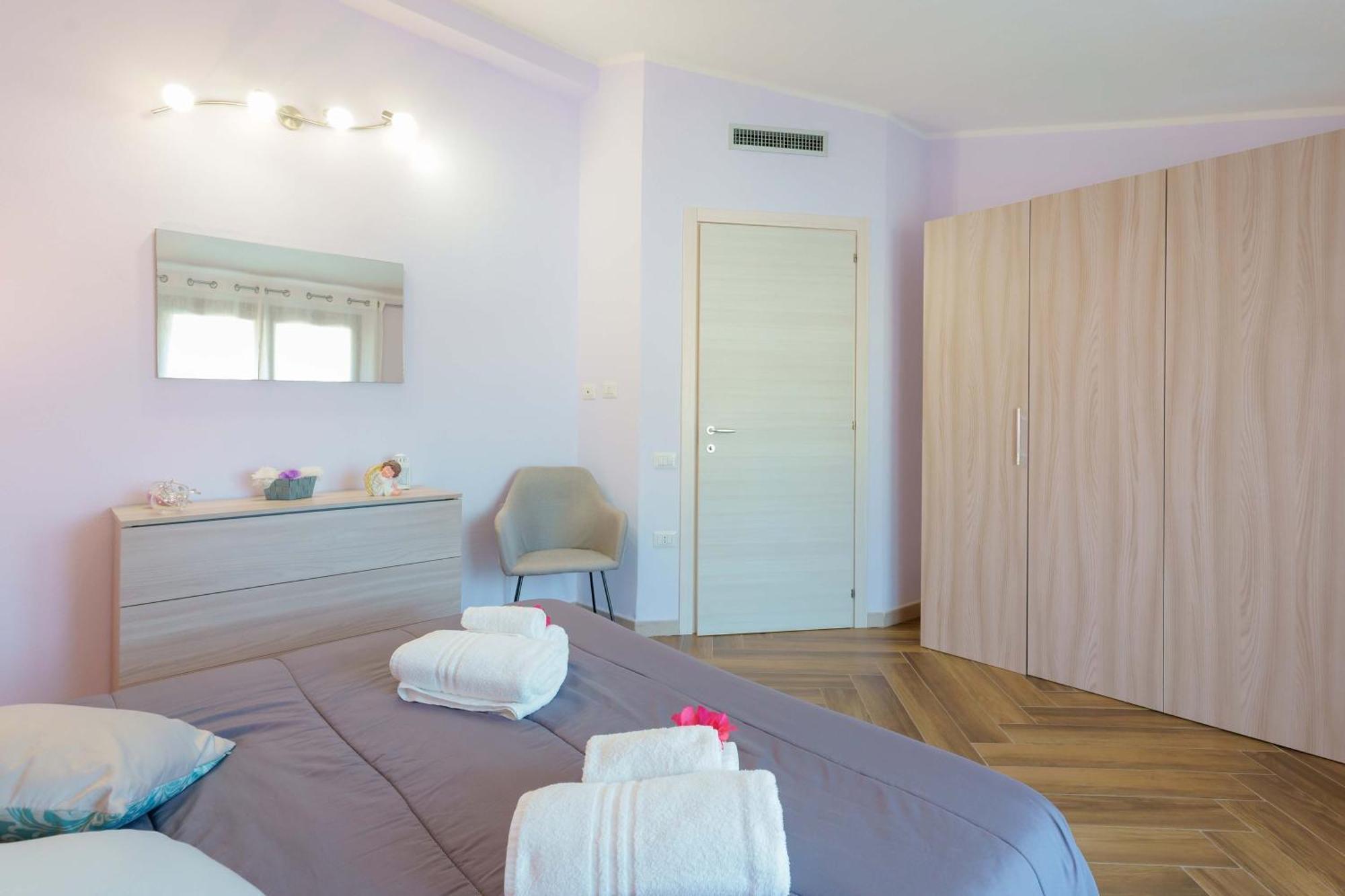 Exclusive Use Swimming Pool Available From June To September Cagliari Exteriör bild