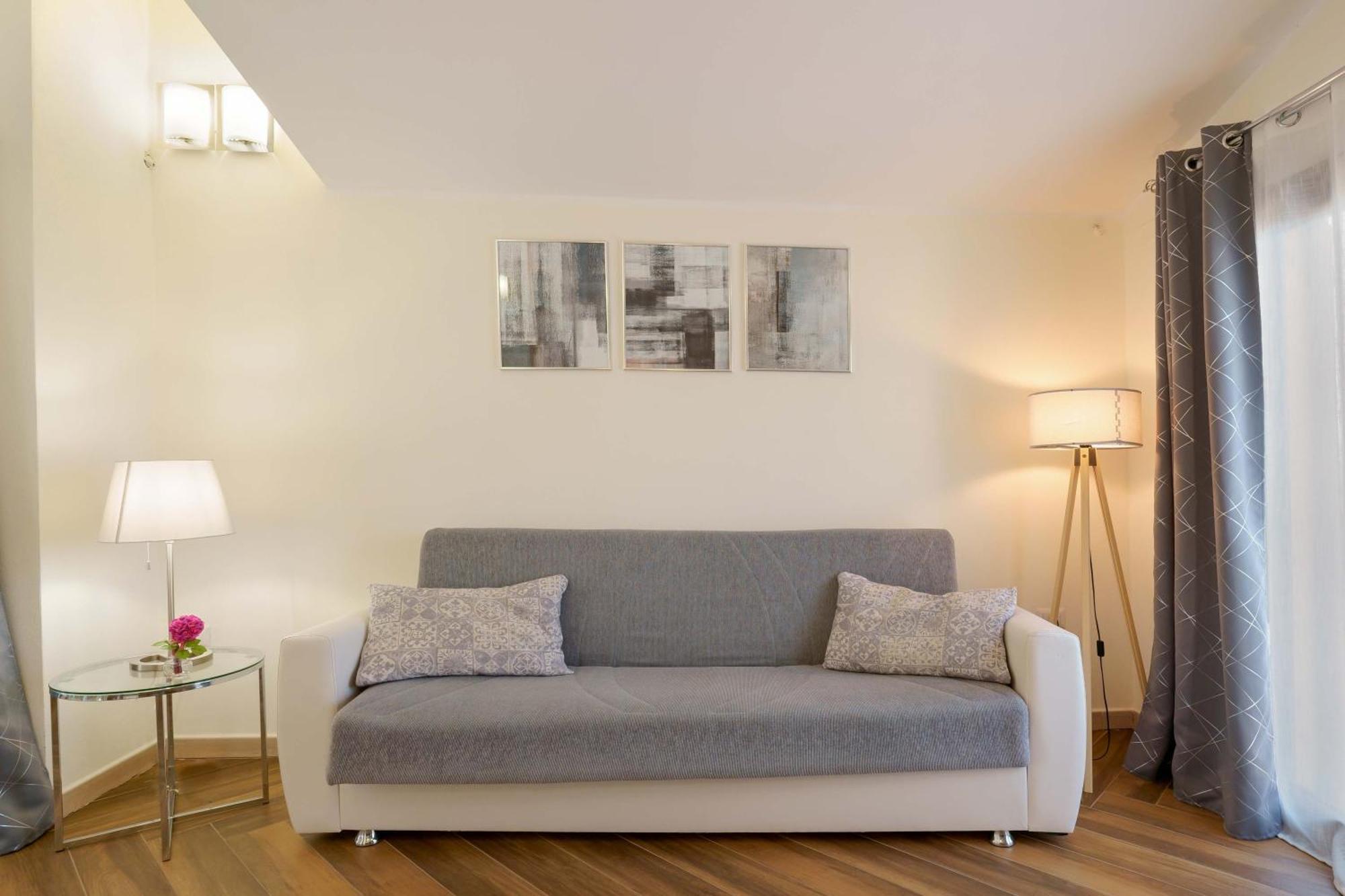 Exclusive Use Swimming Pool Available From June To September Cagliari Exteriör bild